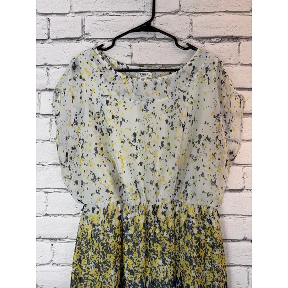 Cato Plus Size 14W White Yellow Gray Ombre Geometric Sleeveless Mid Dress - Picture 4 of 9